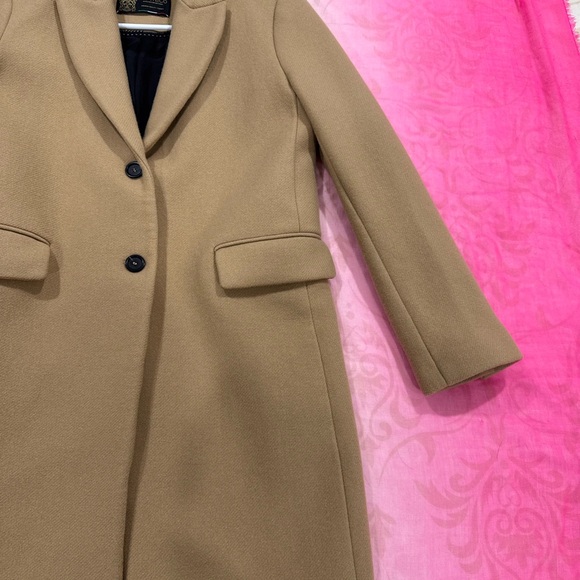Zara Women's Classic Tan Coat - Picture 3 of 6